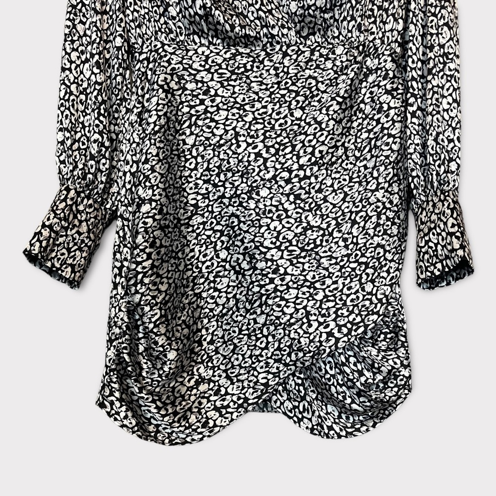 L’Academie Revolve The Joyce Mini Dress Cheetah Medium Satin Black Glam Party - Picture 3 of 7